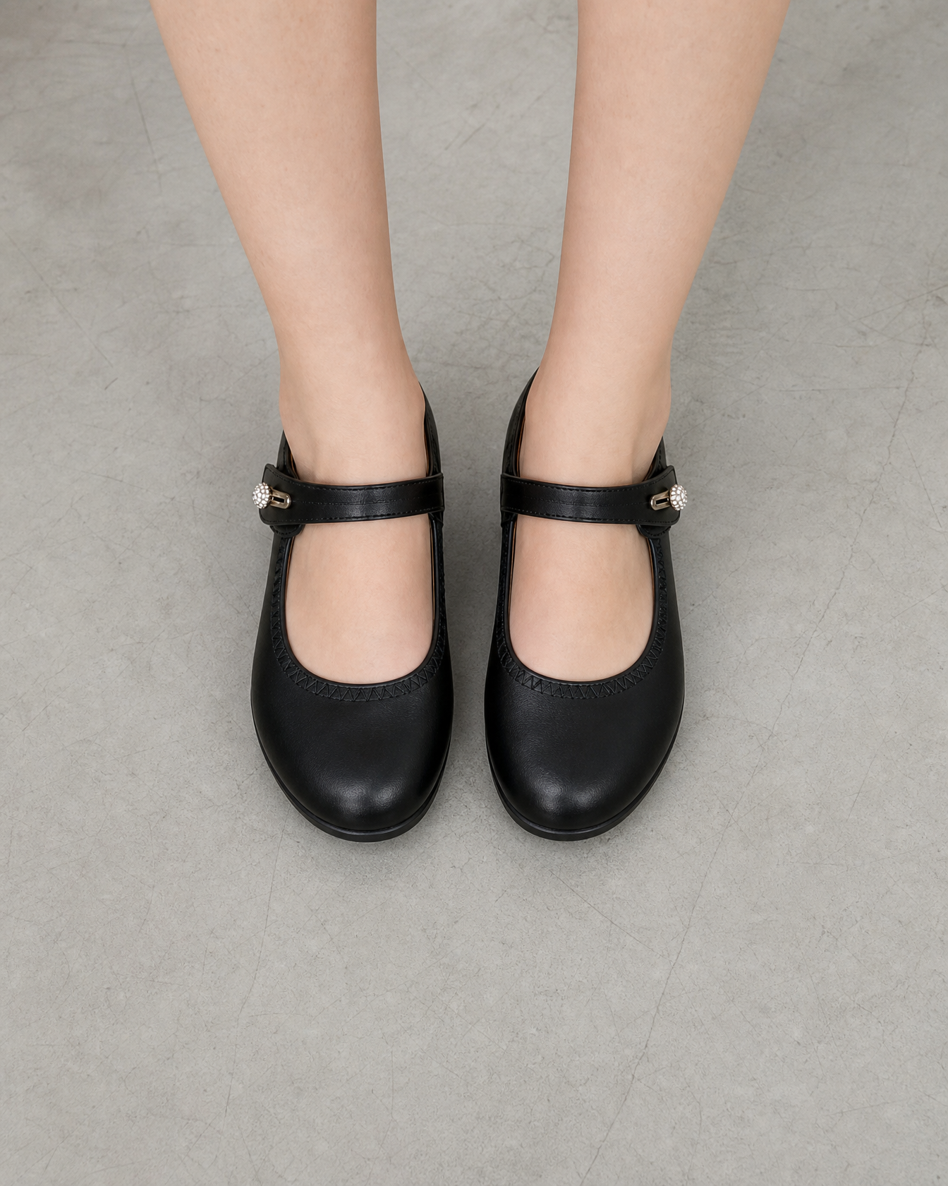Oakmere| Sandals | Shila
