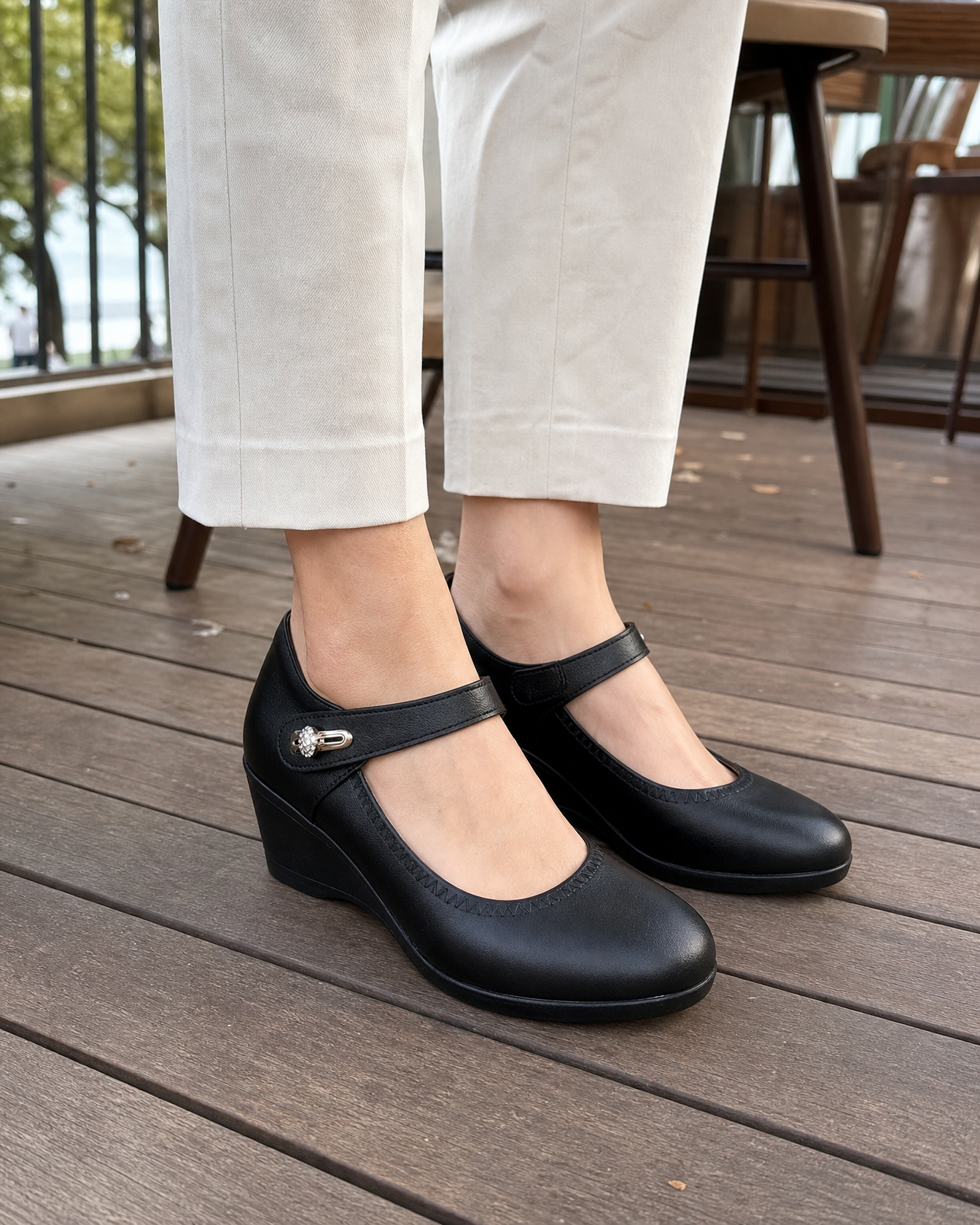 Oakmere| Sandals | Shila