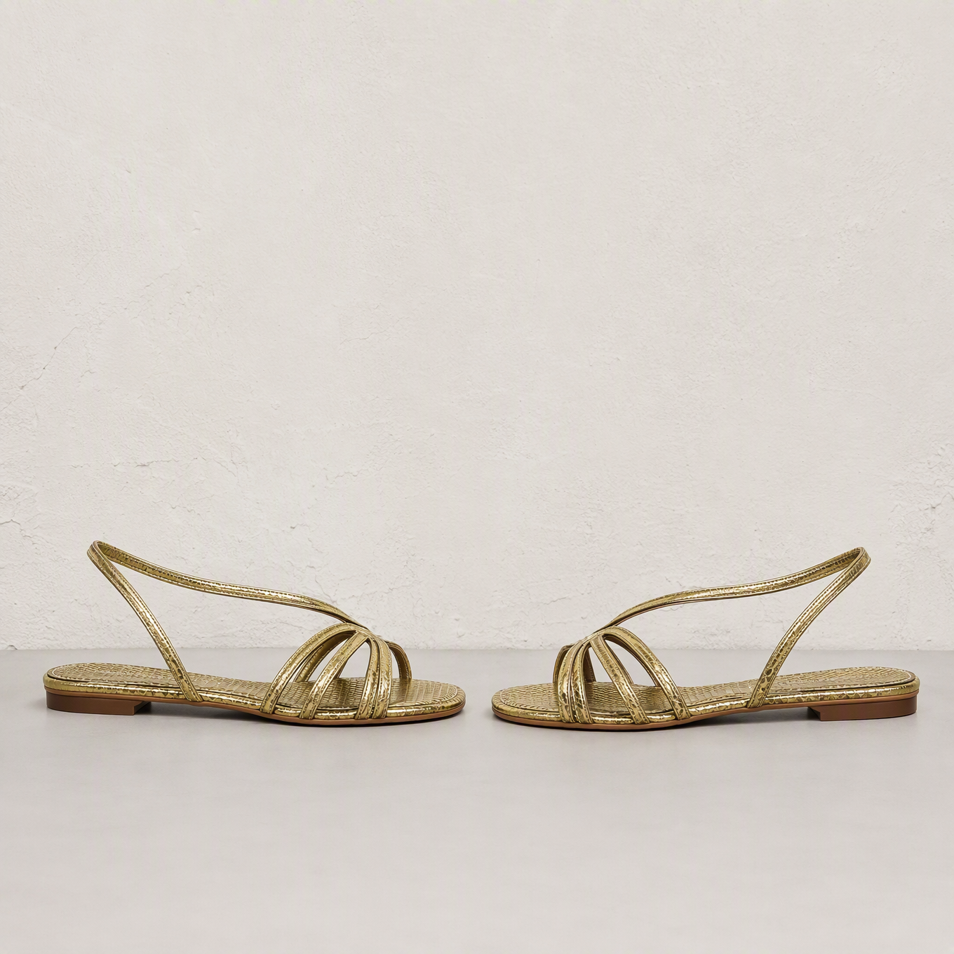Oakmere | Sandals | Shayna
