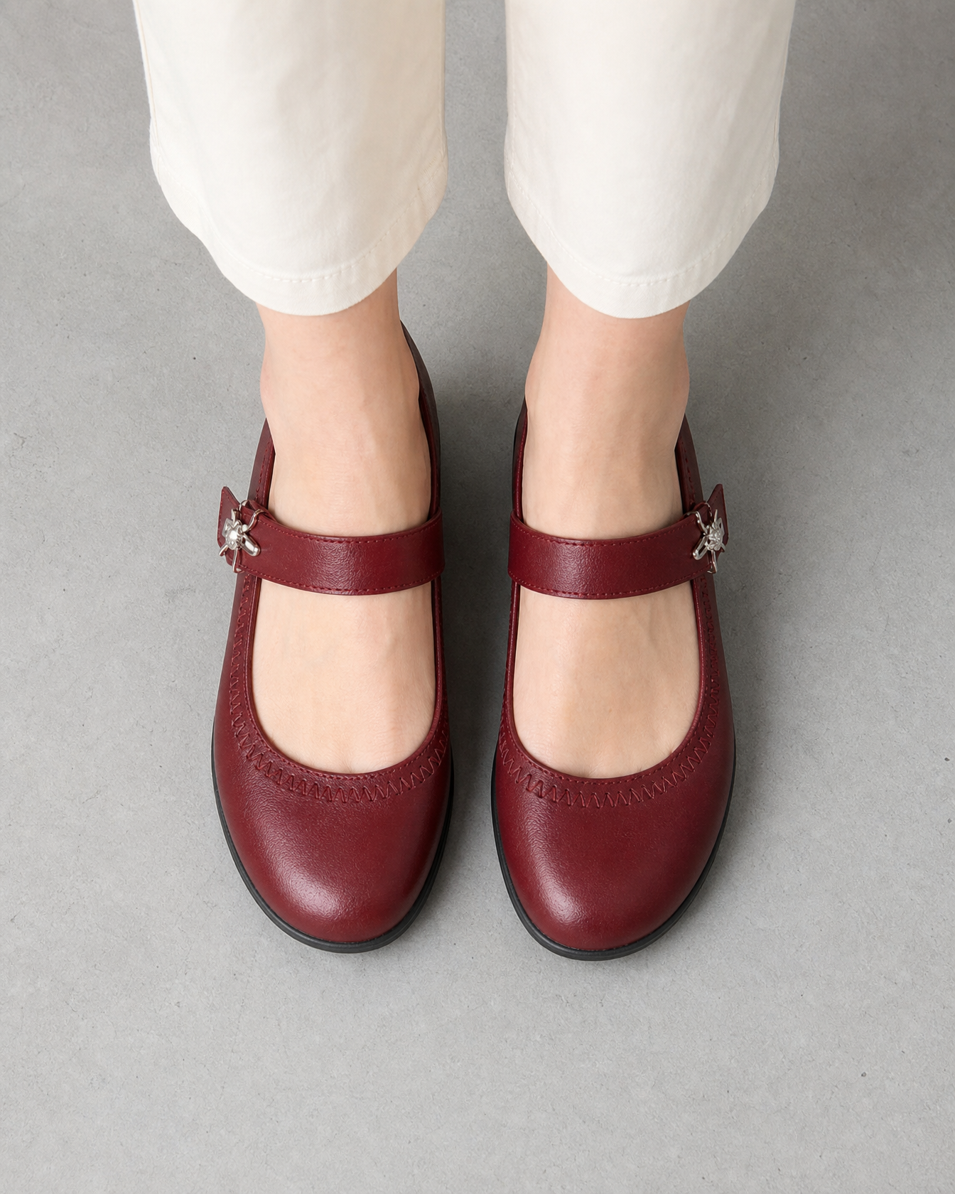 Oakmere| Sandals | Shila