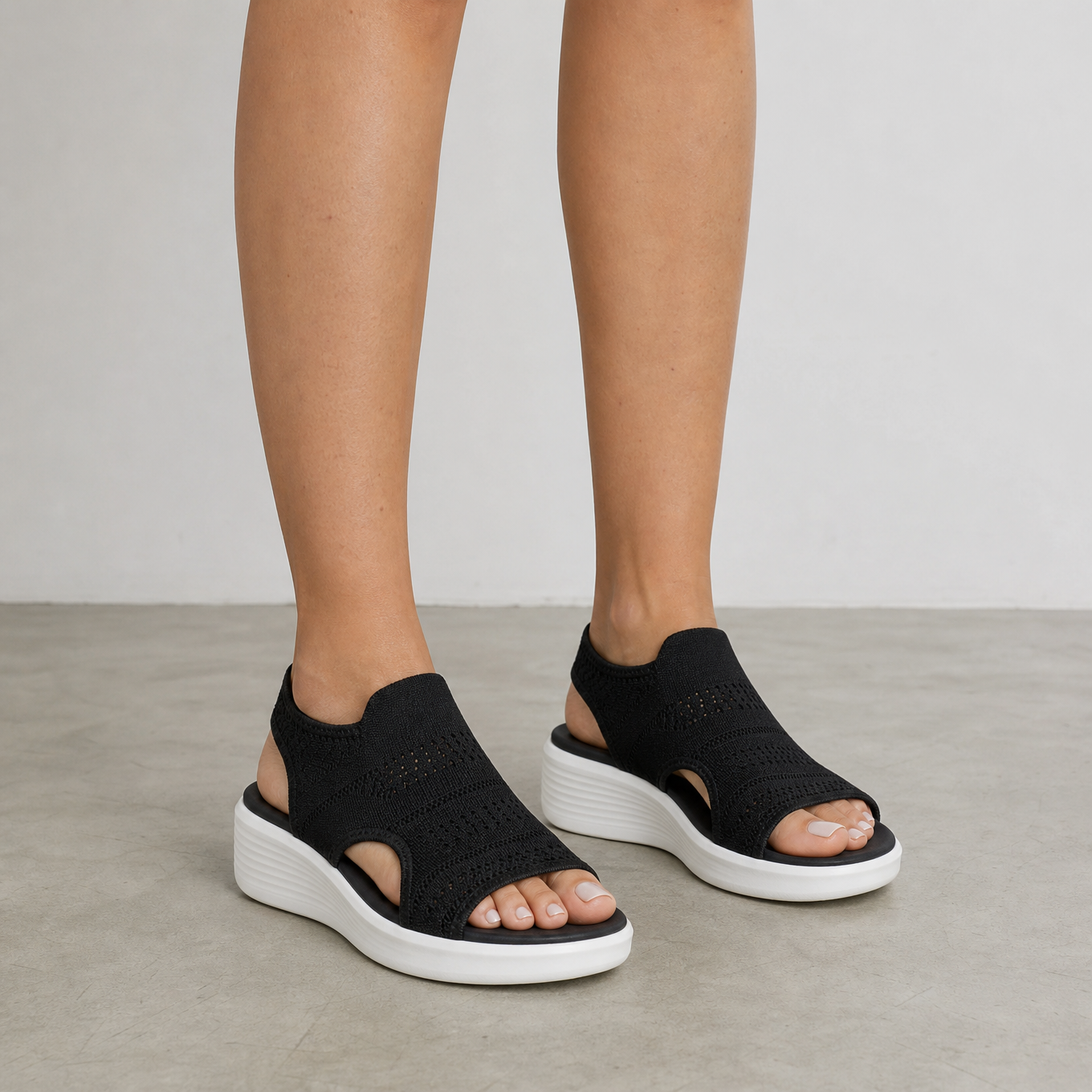 Oakmere | Sandals | Tubi